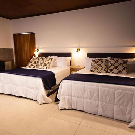Via Porto Hotel 圣萨尔瓦多 外观 照片